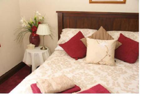 Menheniot The White Hart Hotel מראה חיצוני תמונה