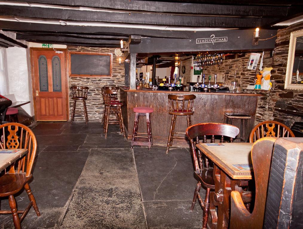 Menheniot The White Hart Hotel מראה חיצוני תמונה