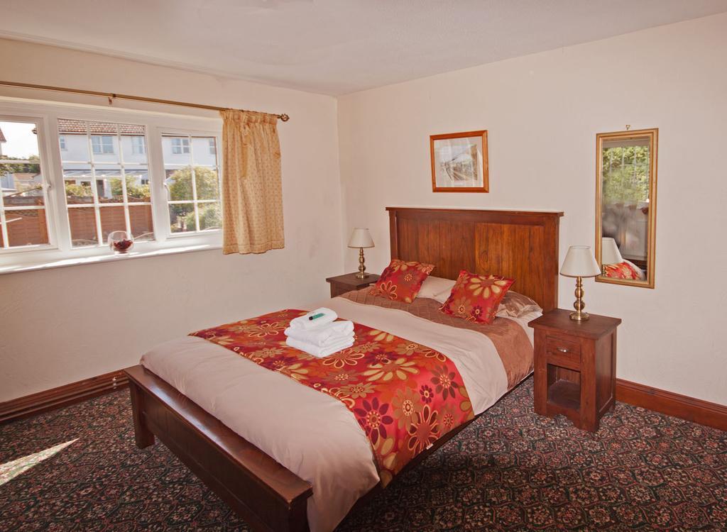 Menheniot The White Hart Hotel מראה חיצוני תמונה